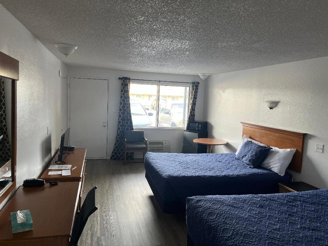 بوكاتيلو Thunderbird Motel المظهر الخارجي الصورة